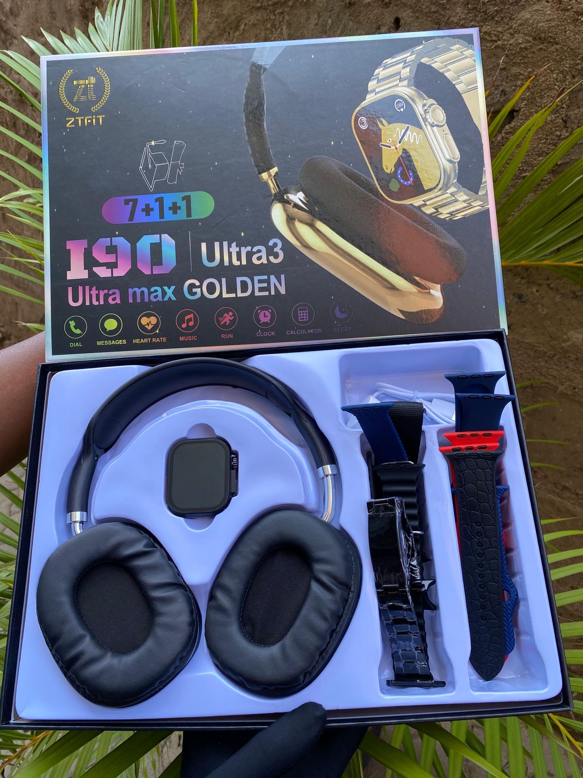 I90 ULTRA 3 SMART WATCH WITH HEADPHONES